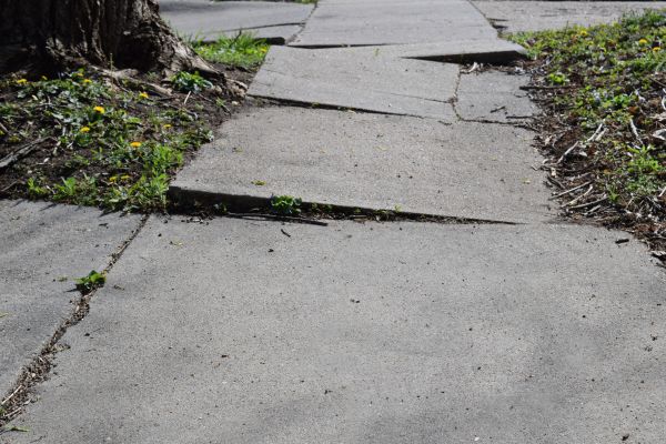 Cost of Concrete Sidewalk Leveling in Chippewa Falls